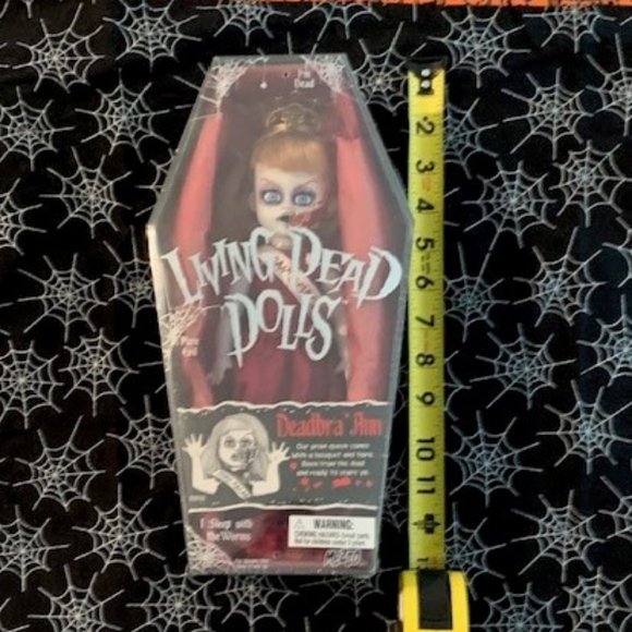 Mezco Vintage Living Dead Doll Series 2 Deadbra Ann sealed box rare